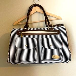 Pet carrier purse